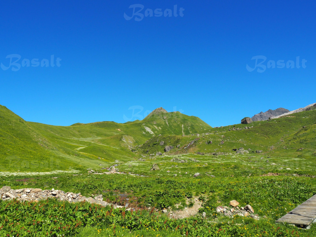^^ Blick über den Standort des früheren "Bunkers" zum Seehorn