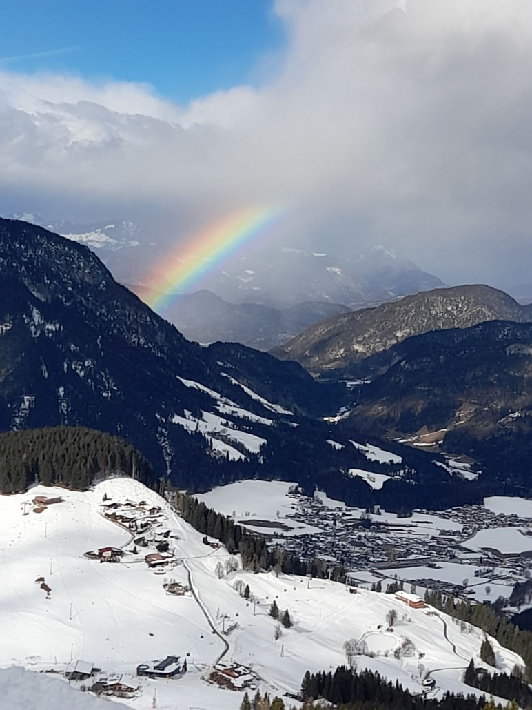 Blick Richung Inntal: Beim Skifahren sieht man selten einen Regenbogen.