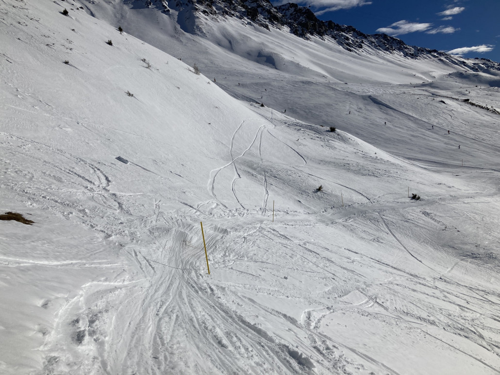 Route 20c. An zwei Stellen hat es grosse Steine, die zum Vorschein kommen. Ich schaffte es nicht ohne Feindkontakt.