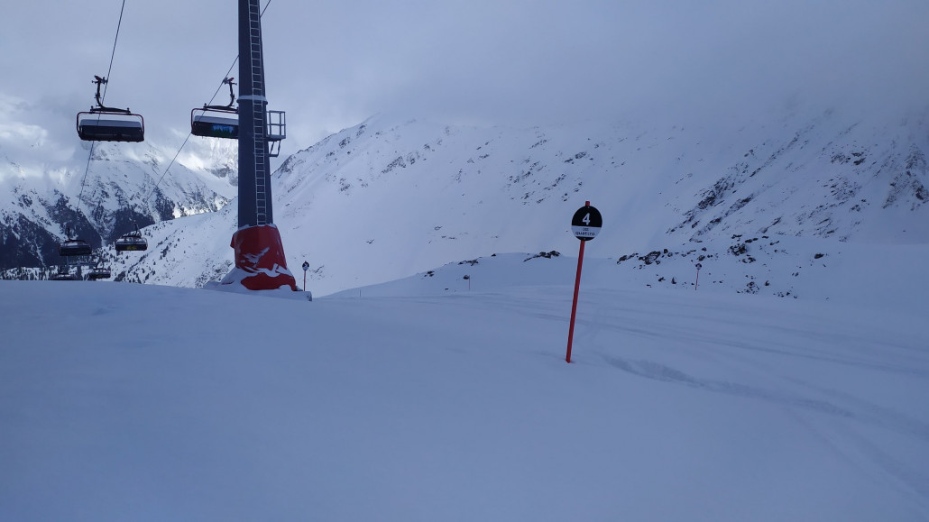 Die dritte Überraschung: Oben hatte es ca. 10cm geschneit und damit die Pisten eine schöne Auflage
