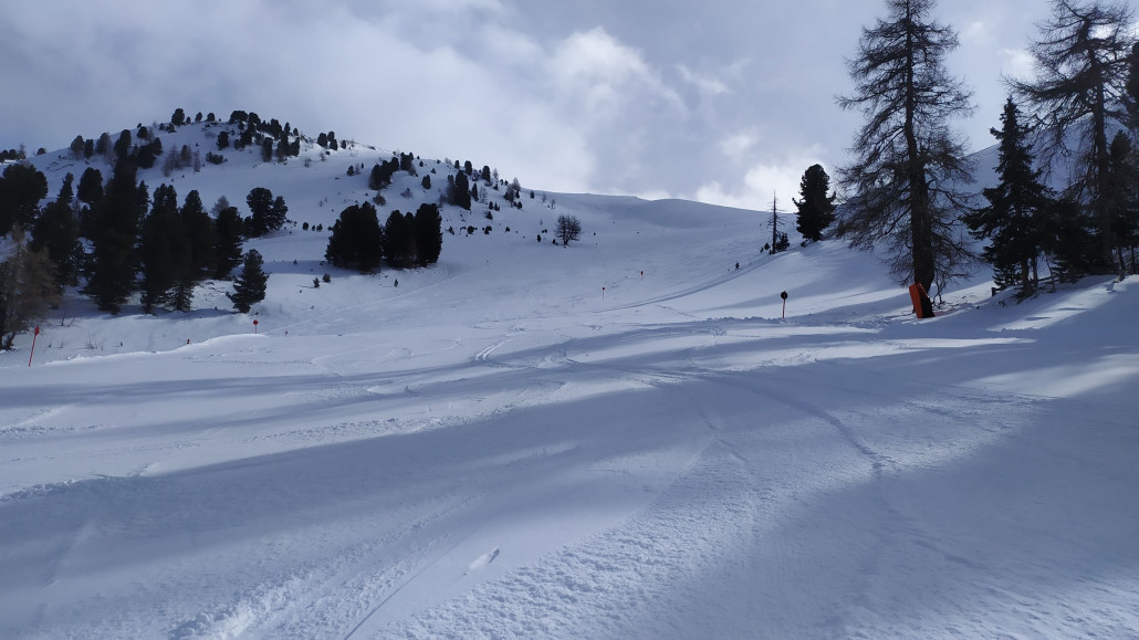 Auf der Abfahrt an der Weinbergbahn konnte man noch frische Spuren ziehen