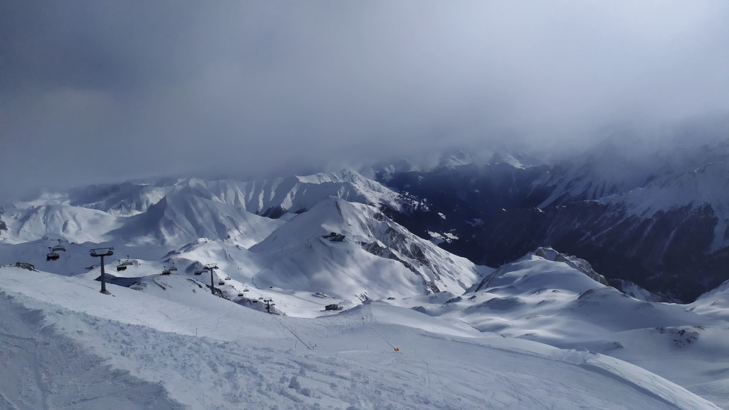 In der Schweiz hingen noch ein paar Wolken