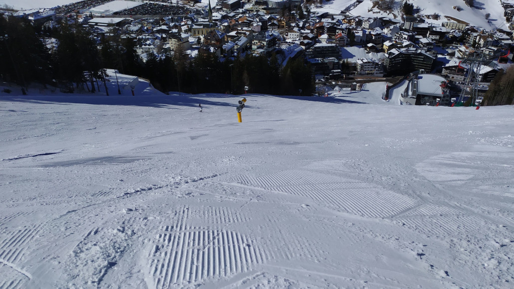 Am Prennerhang gab es auch um 13:40 noch frische Spuren