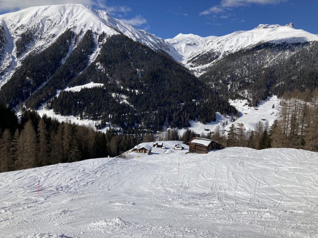 Piste 10. Ab etwa der Leidbachalp machte es noch mässig Spass, da die Buckel immer schwerer und klebriger wurden.