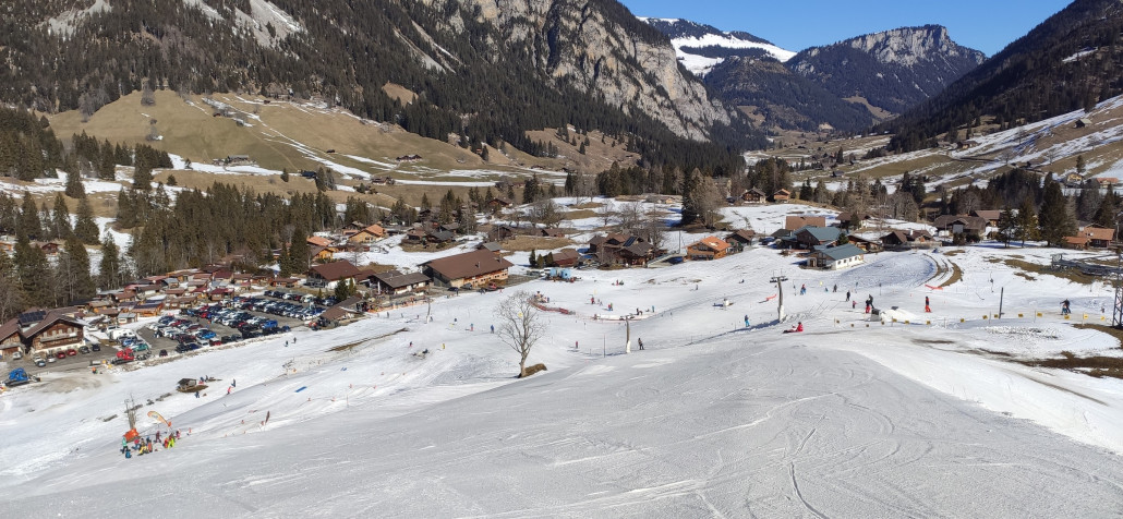 kleiner Schlepper unten Grimmialp