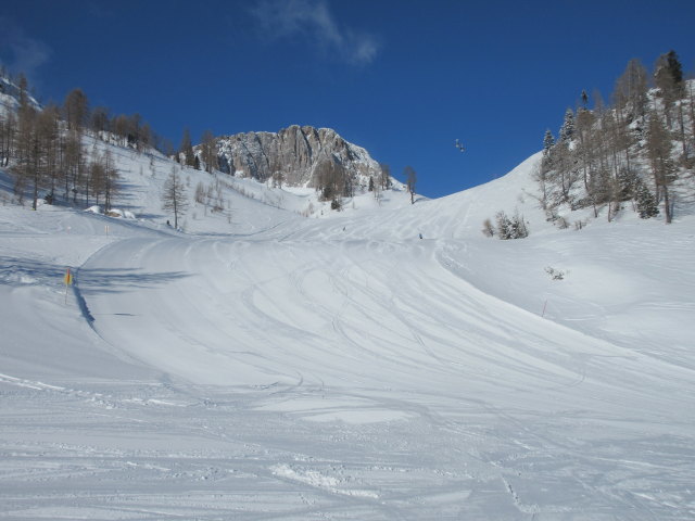 Schnittlauchkofel-Abfahrt, darüber die 15-MGD Trogkofel