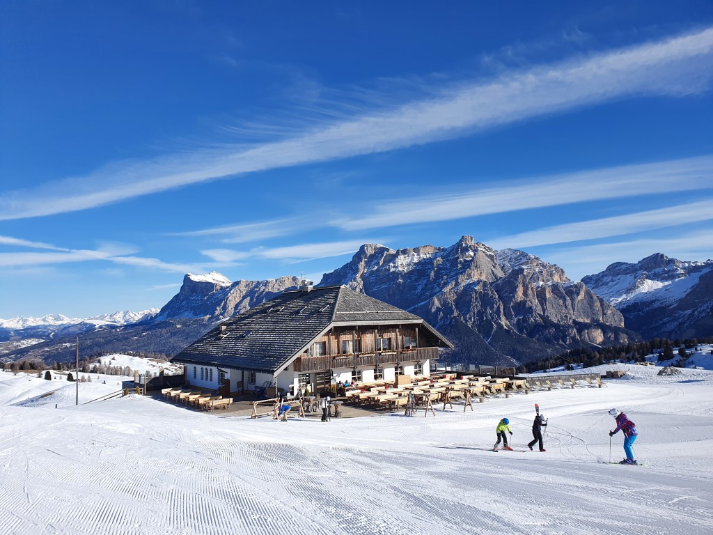 Tag2_Dolomiti_Superski_2022 (22).jpg