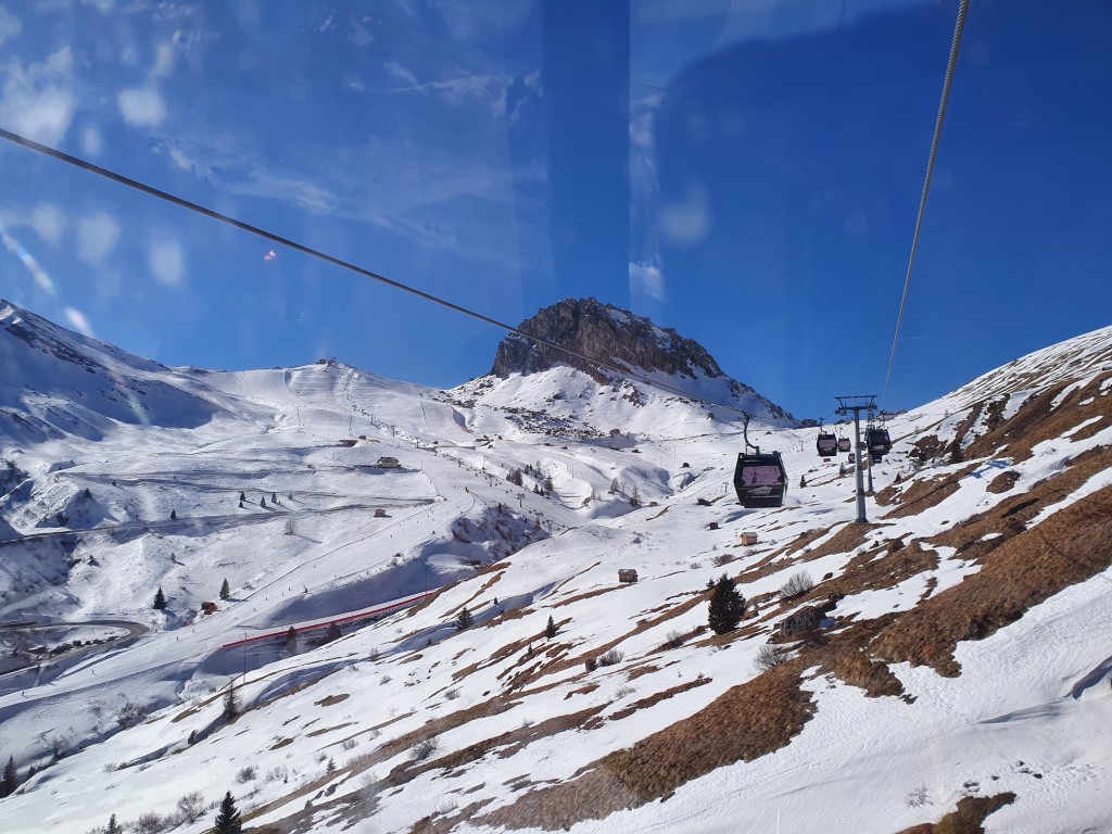 Tag2_Dolomiti_Superski_2022 (45).jpg