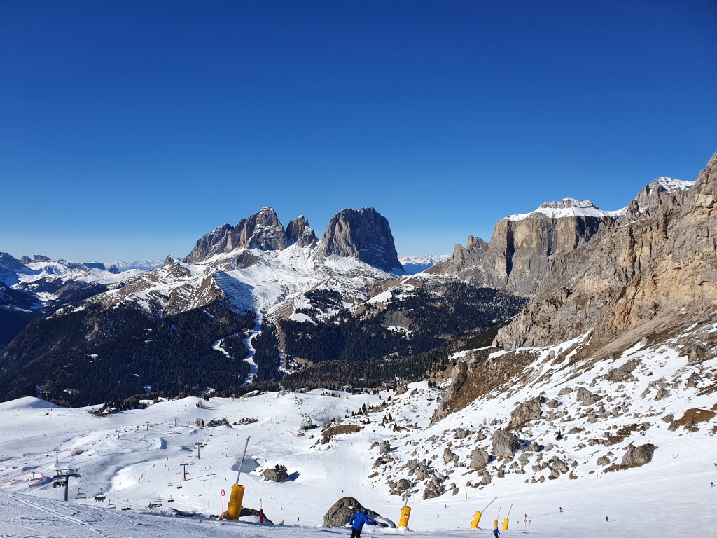 Tag2_Dolomiti_Superski_2022 (48).jpg