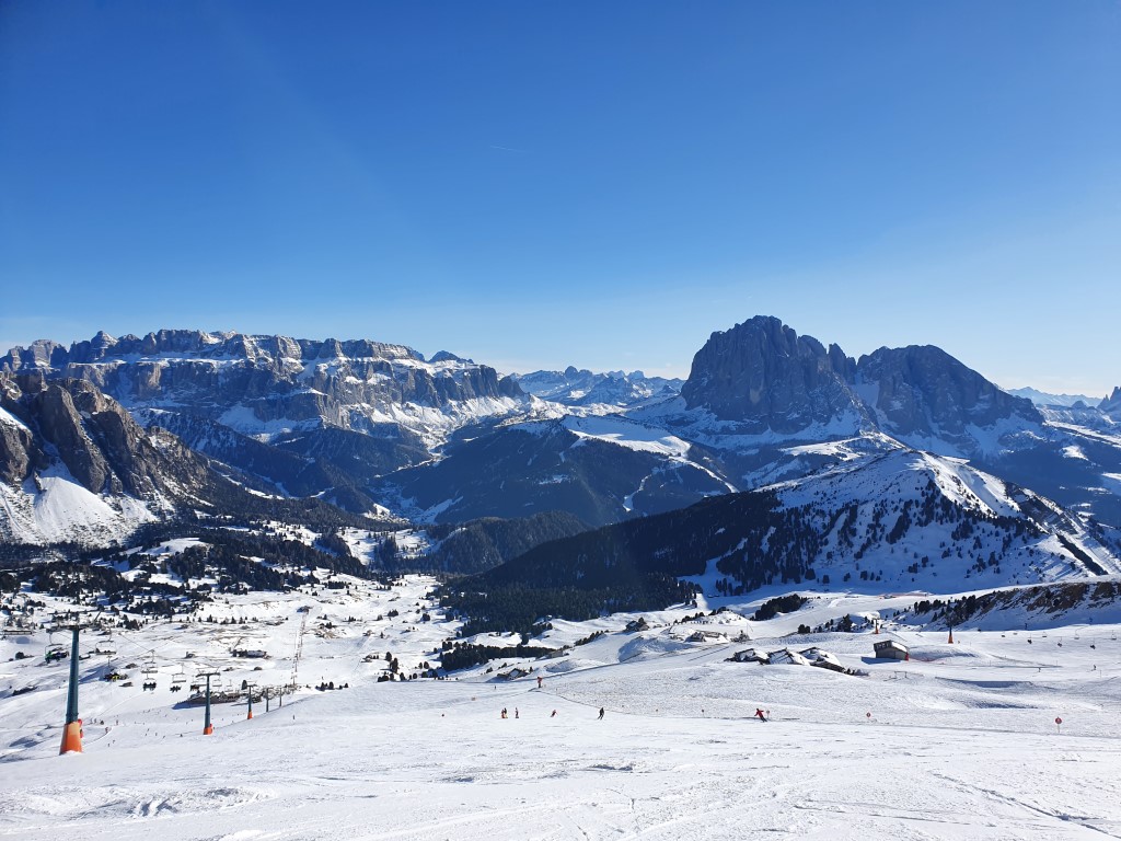 Tag2_Dolomiti_Superski_2022 (66).jpg