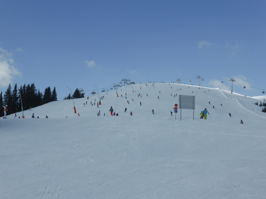 an den Hauptpisten schon ordentlich Betrieb