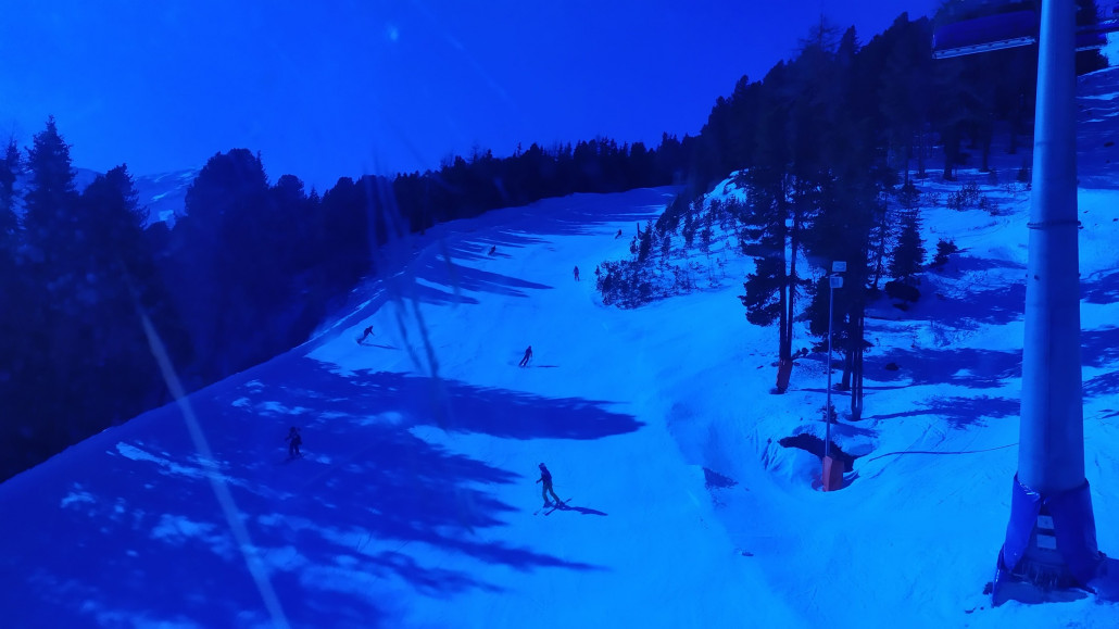 Die blauen Hauben am Wasserkar sind gewöhnungsbedürftig