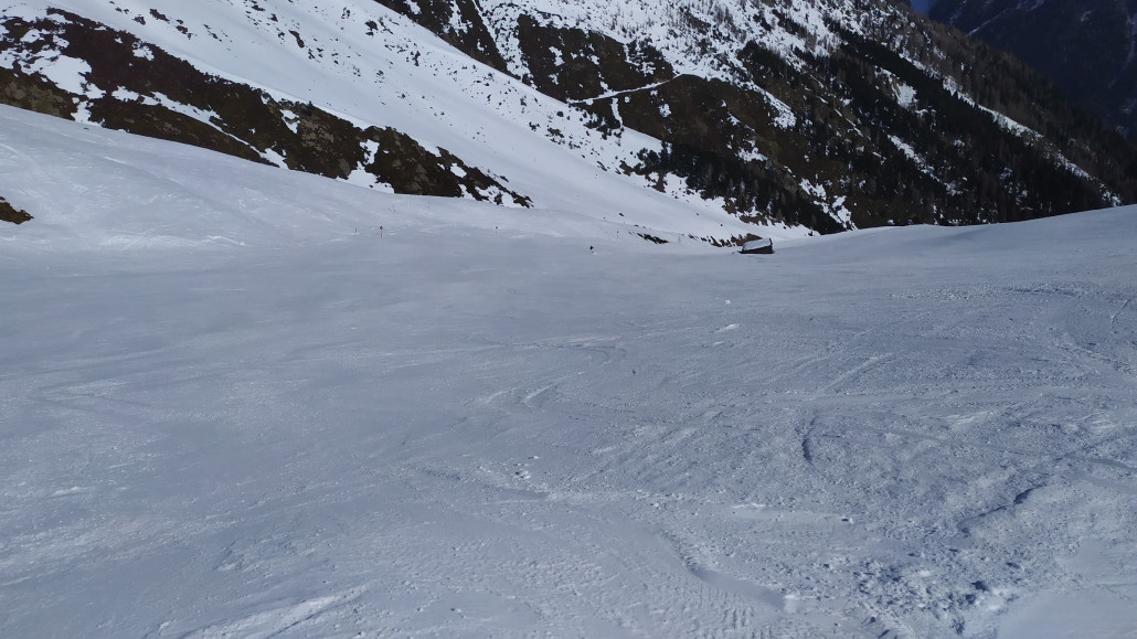 Auch auf der Talabfahrt war Platz und angenehmer Schnee