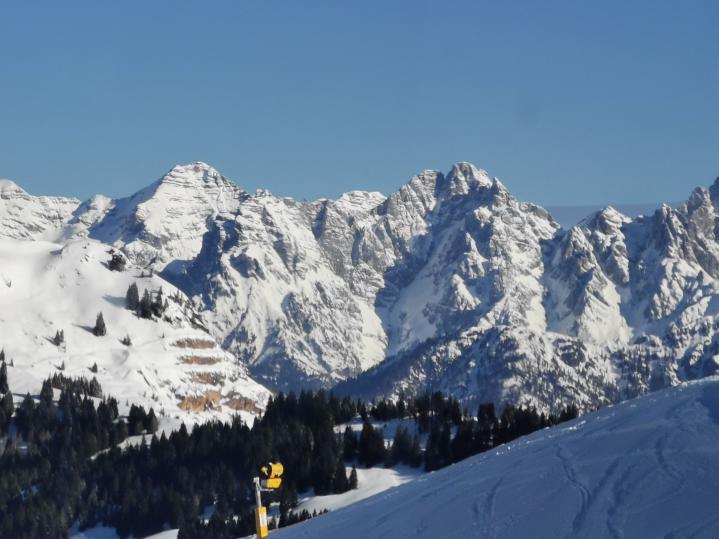 10. Zooms zu den Leoganger Steinbergen..jpg