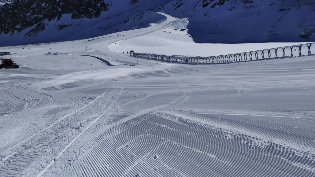 Mittlerweile braucht man auf dem Rückweg dieses Förderband, ich hab den Fußweg genommen ;-)