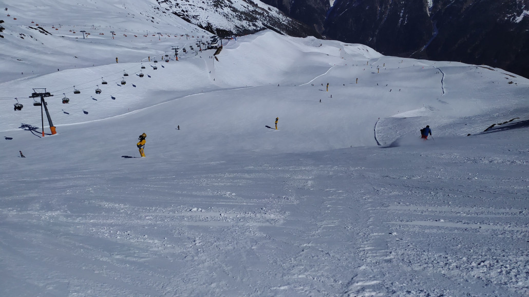 Den Langegg konnte man oben noch gut fahren, wir nahmen dann den Abzweig zum Giggijoch