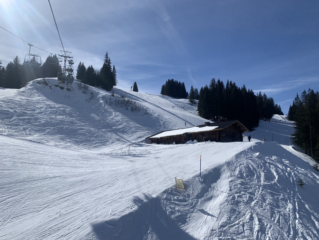 Obere Sesselbahn kurz nach der Talstation