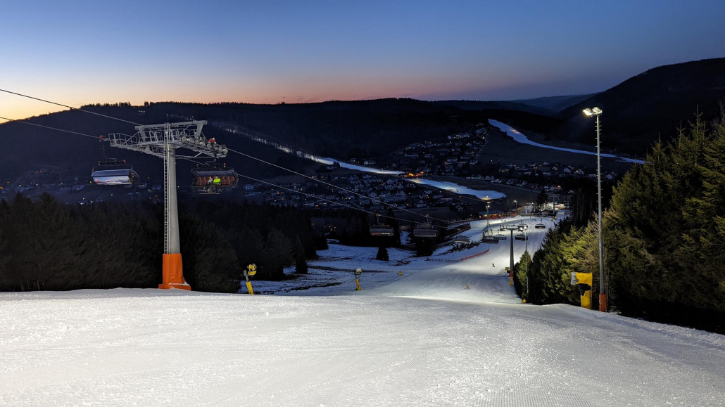 Am Köhlerhagen lange windstill, daher erreichte man hier gefahrlos 100kmh, was bei Ostwind da nie klappt