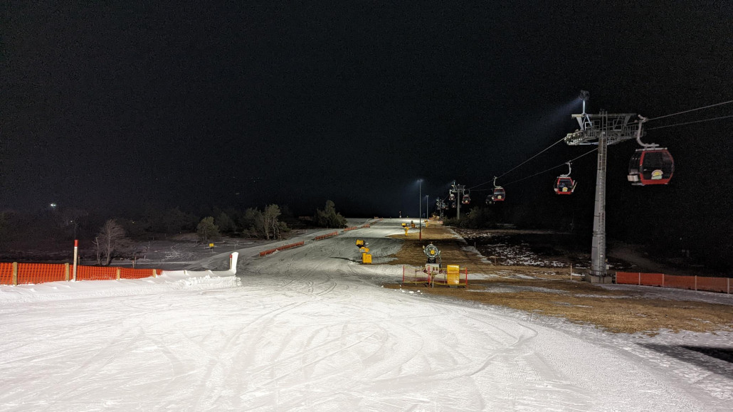 Oben an der EUB schön pulverige Piste