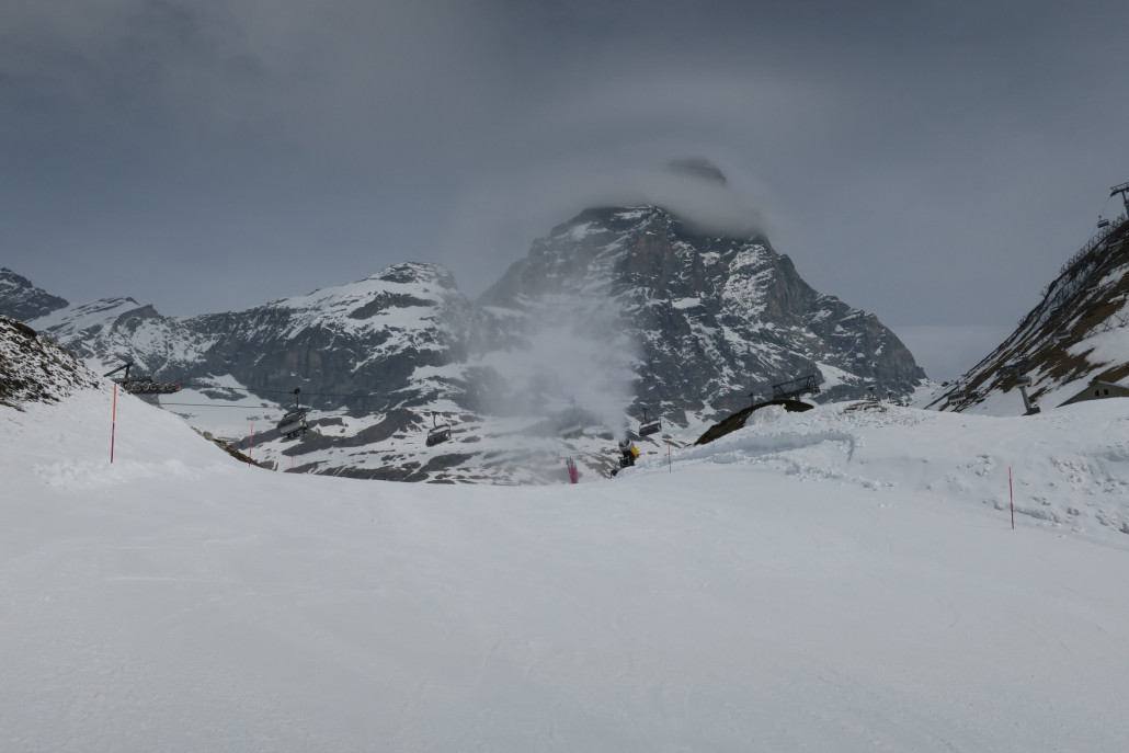 Beschneiung vor dem Matterhorn
