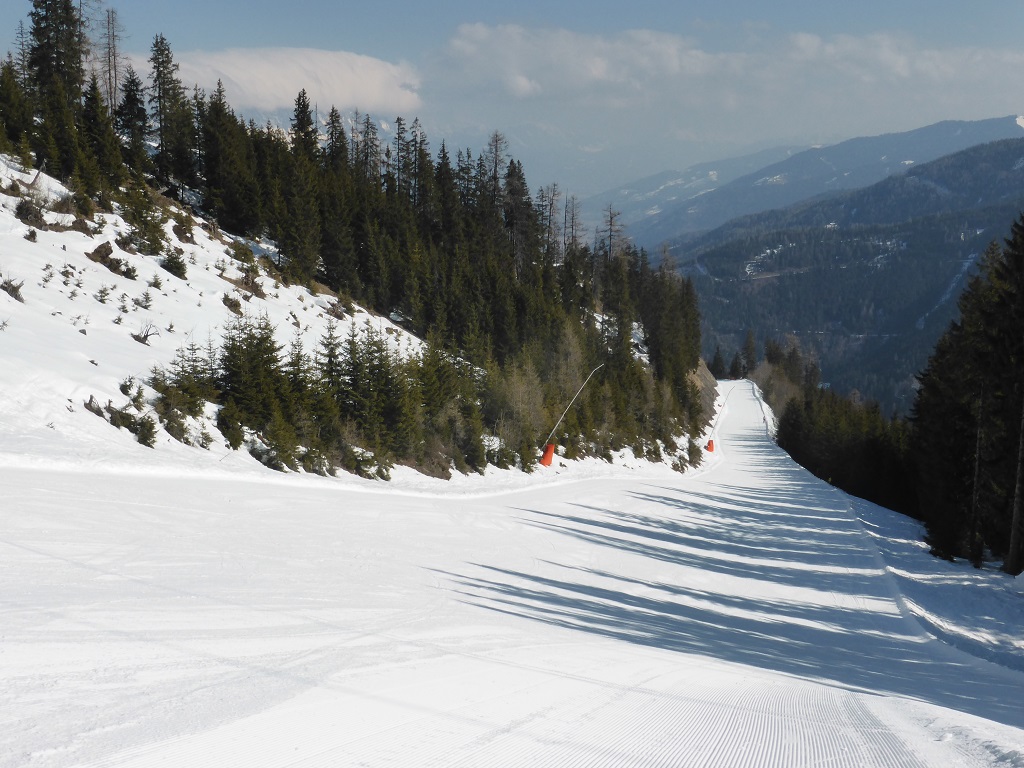 im oberen Drittel der Talabfahrt
