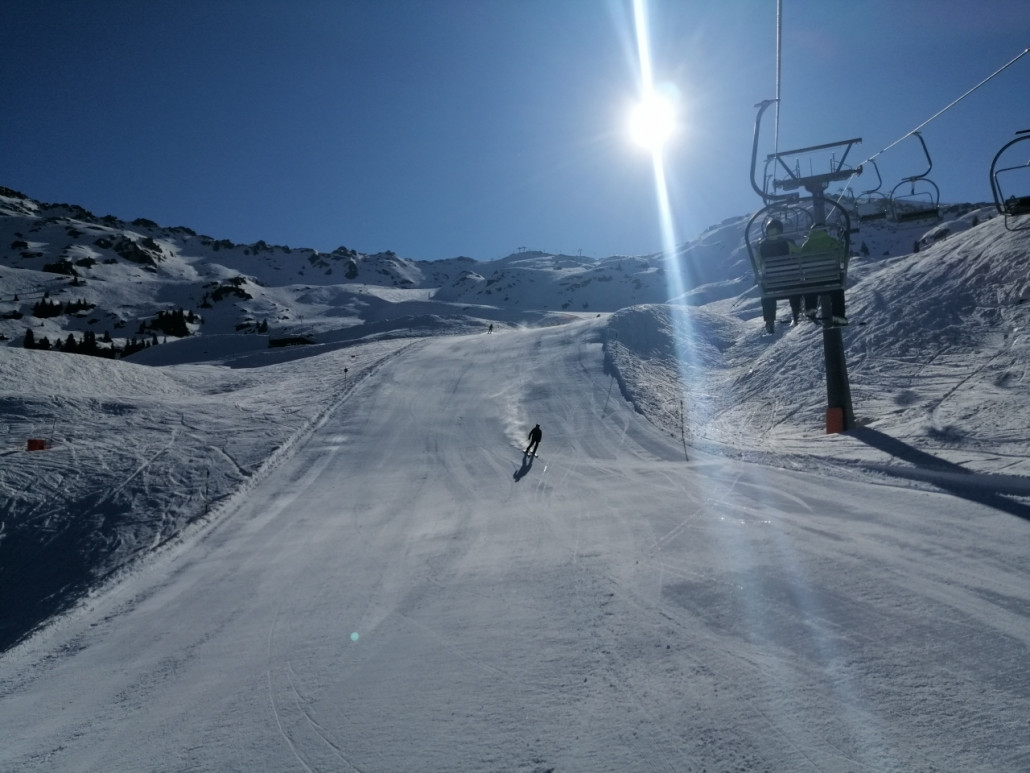 Um kurz nach 9 bin ich einer der ersten am Kapauns, beste Abfahrt des Tages!