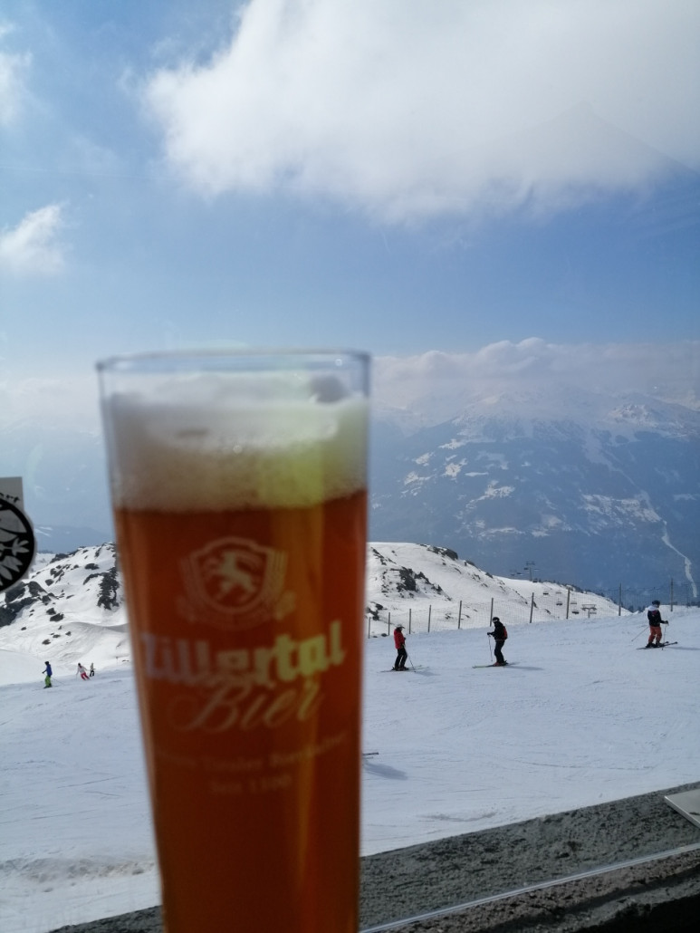 Kurze nachmittägliche Pause im Arena Stadl am 19.03.2022.