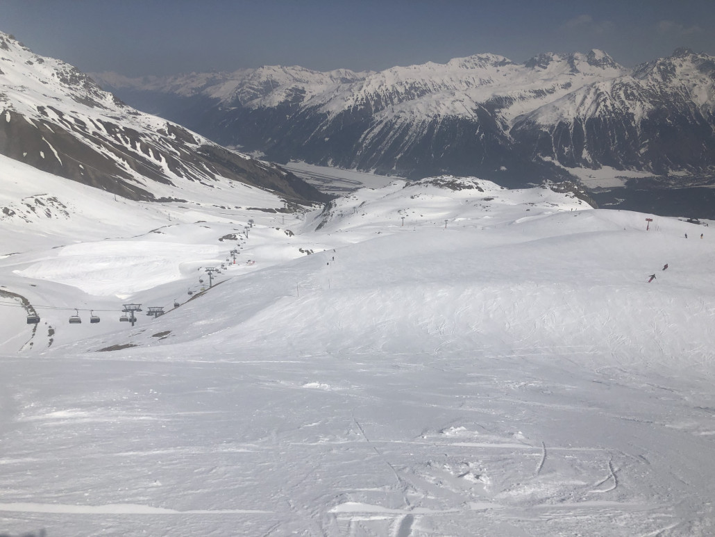 Die geniale Champions-Piste am Plateau Nair - im März auch Nachmittags mit Sonne :-)