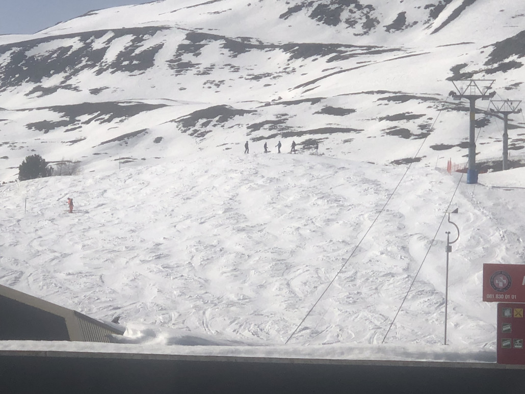 Der Schlusshang vor der Signalbahn ist nachmittags recht sulzig und verfahren