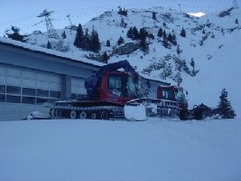 Der PB 200 kam dann auch noch schüchter raus lol