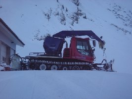 PB 300 W auf Trübsee bei der Garage Schlächtismatt