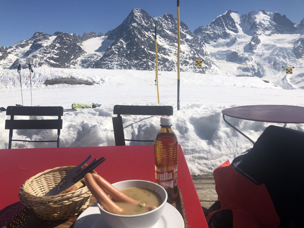 Wo könnte man eine Geratensuppe schöner essen, als auf der Fuorcla Surlej