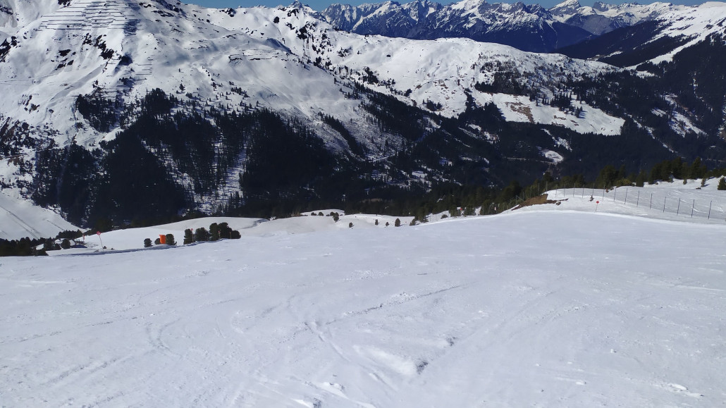 In Hochfügen hatte es an der Holzalm auch oben gerade aufgefirnt