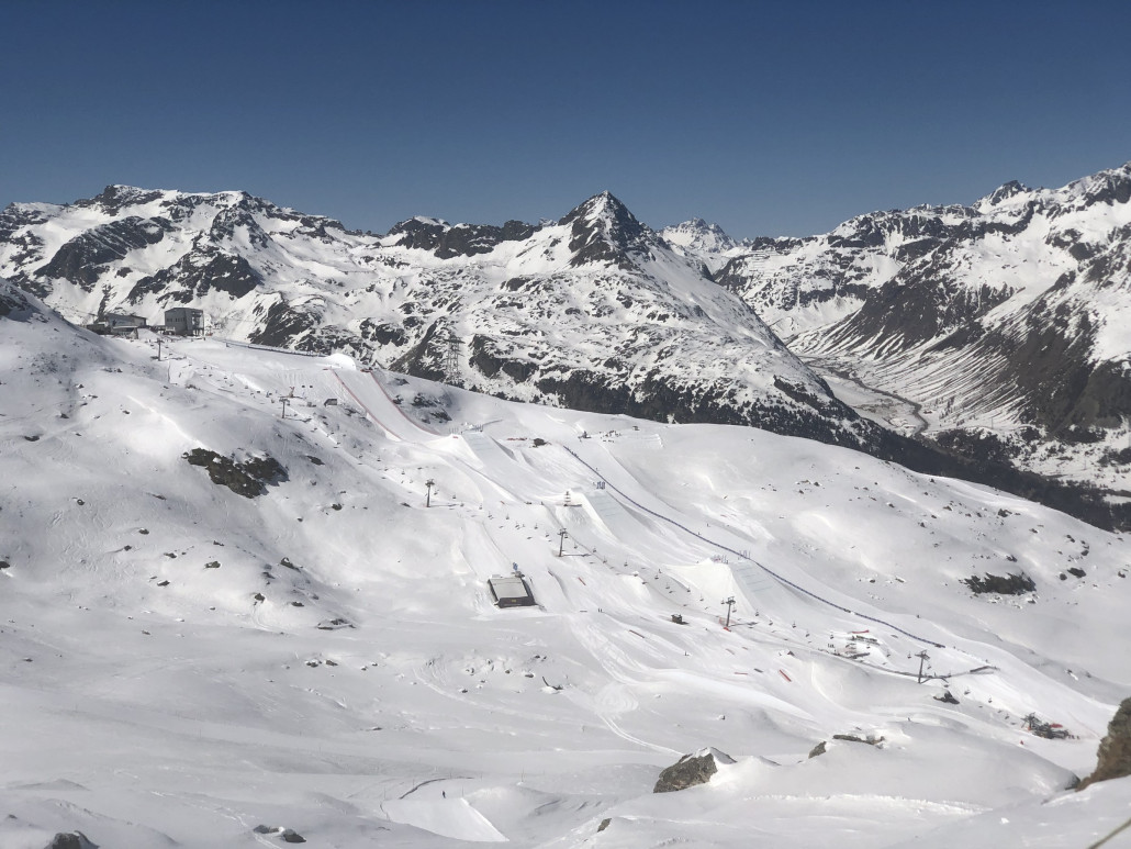 Blick auf den Snowpark, wo heute das Qualifying offiziell anfing