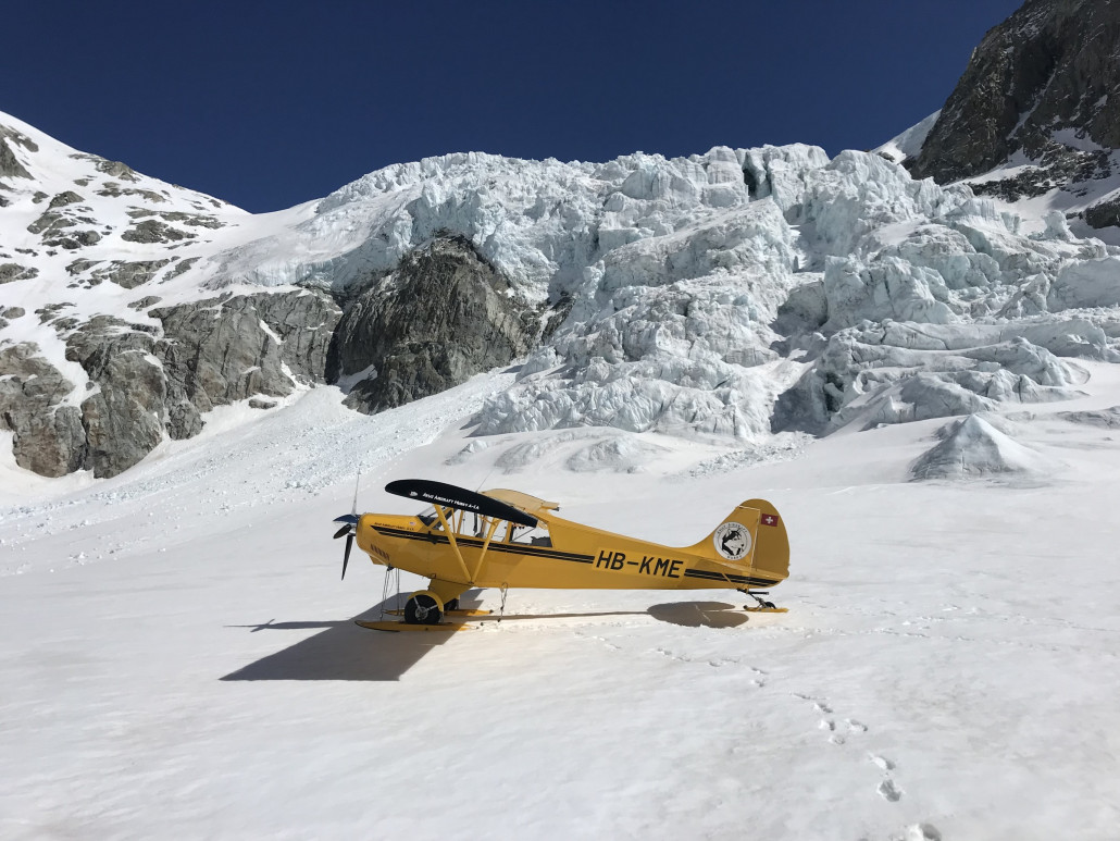 Als wären das noch nicht genügend Highlights, fliegen wir weiter zum wunderschönen Glacier de Breney