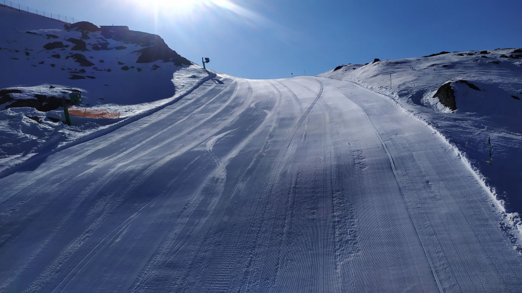 Unsere beiden Spuren alleine im Hang :-D