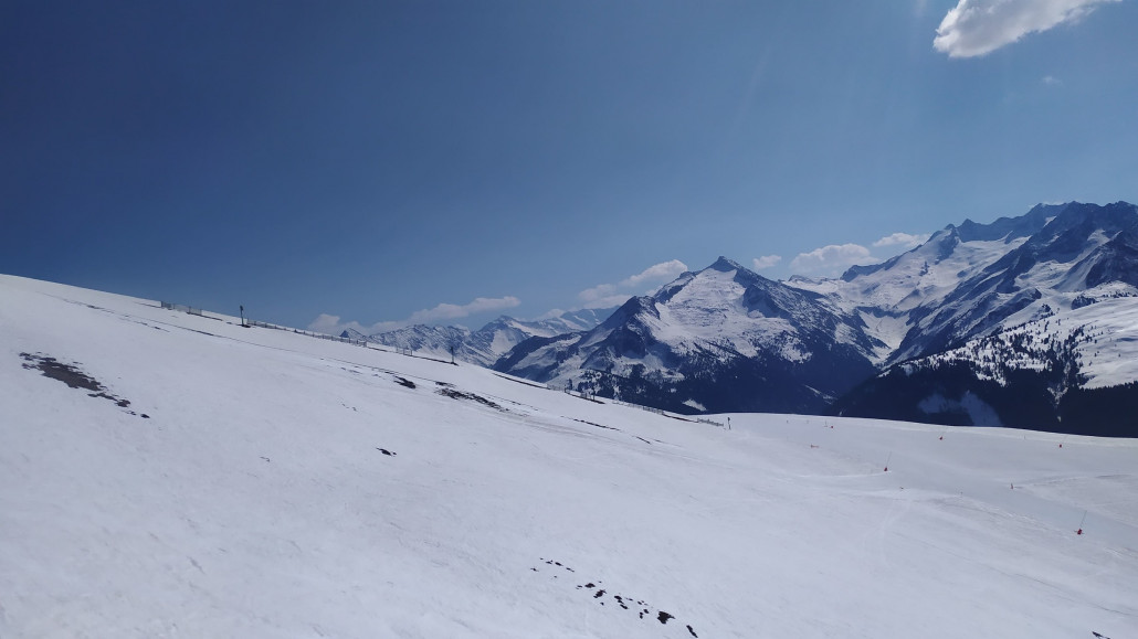 Blick zur geschlossenen Piste am Falschbach