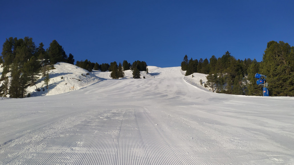 Am Morgen direkt eine Wiederholungsfahrt am Schnee-Express. Es war gut präpariert