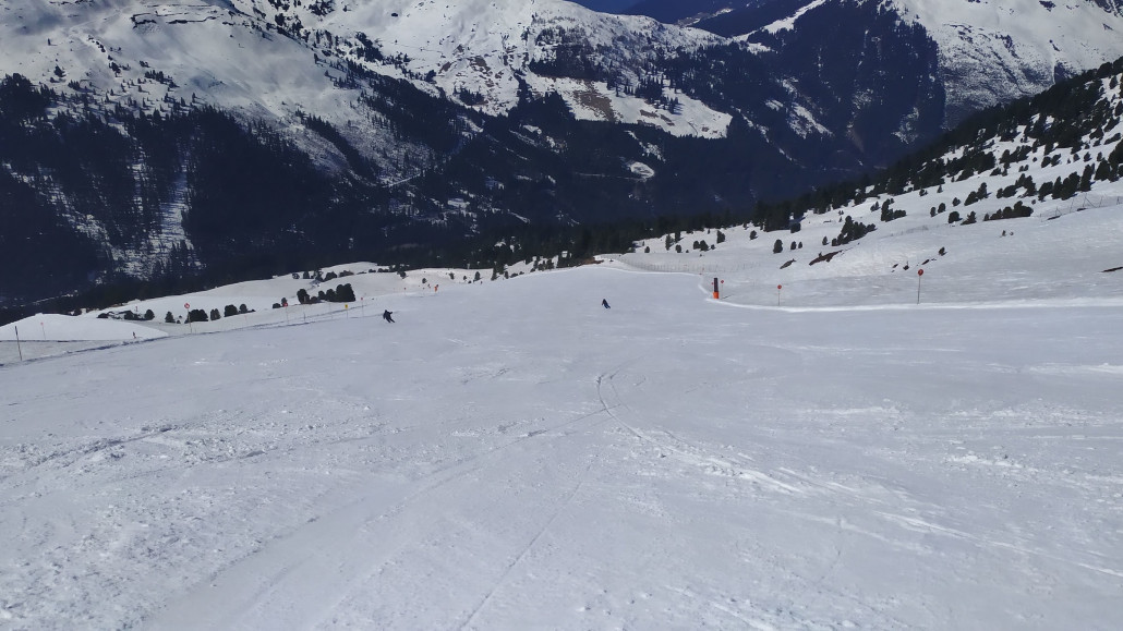 Gegen 14 Uhr firnte auch die Abfahrt rechts der Holzalm auf, hier konnte man bis Betriebsschluss super fahren