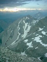 Hier eingezeichnet wo genau ins Tal, hier hätte auch damals die verbindungsbahn rein theoretisch raufkommen sollen