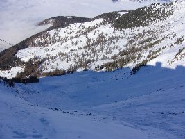 Blick nach Prarion, die Abfahrt am Plan du Fou ist noch geschlossen. Die Verbindung nach Nendaz ist offen.