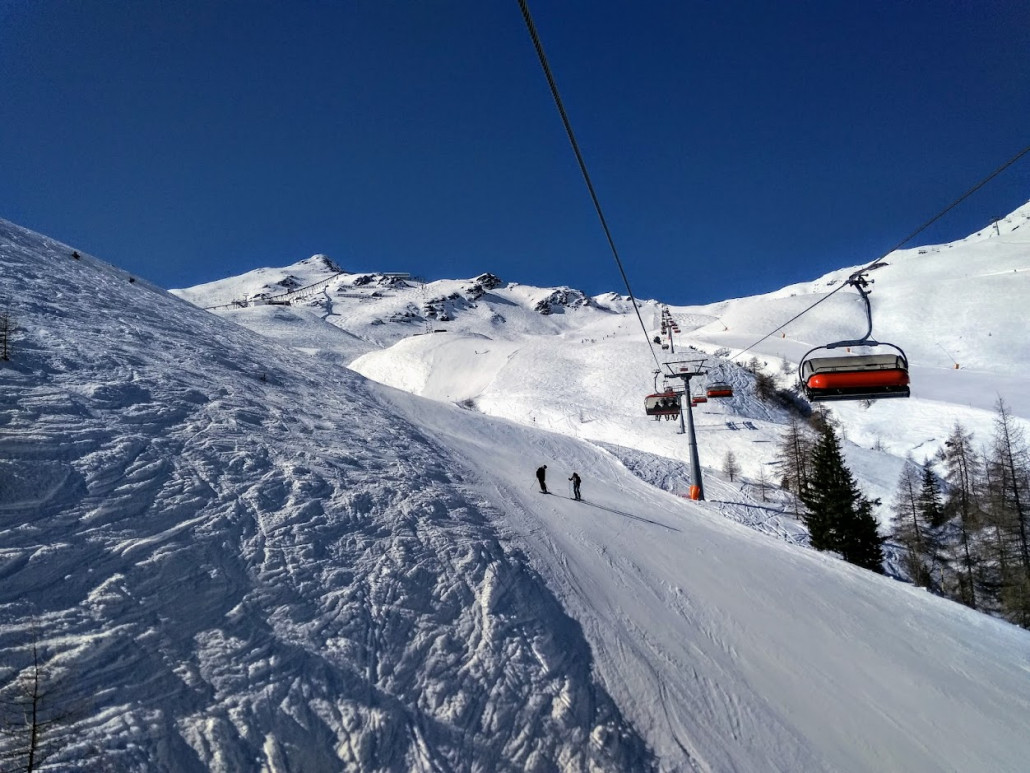 4 SBK Schönboden. Wunderschön modellierte und konische Bahn <br />des olympischen Riesenslaloms der Herren.