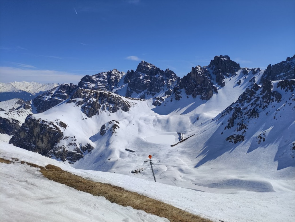 Olympia Abfahrt Damen aus verschiedenen Perspektiven..