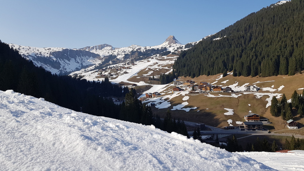 Schneelage Ende März