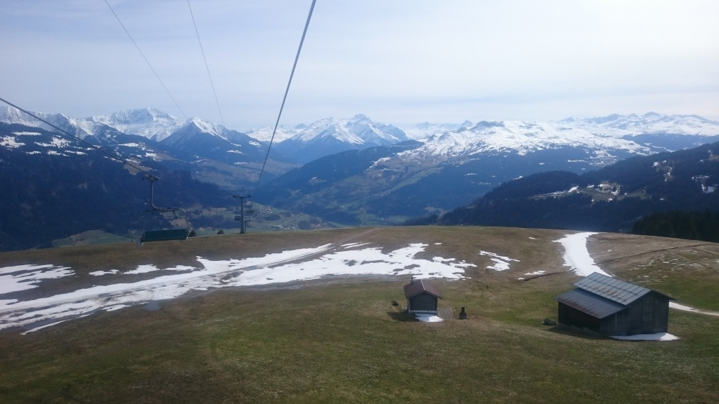 Der Schnee wird schnell immer weniger