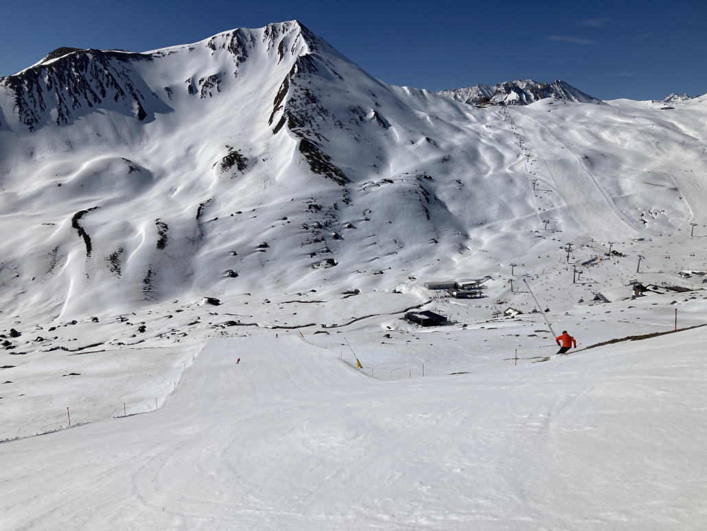 Eine Erstbefahrung für mich: Die 68b. Cool! Und es finden wenige Leute die Abzweigung auf diese Piste.