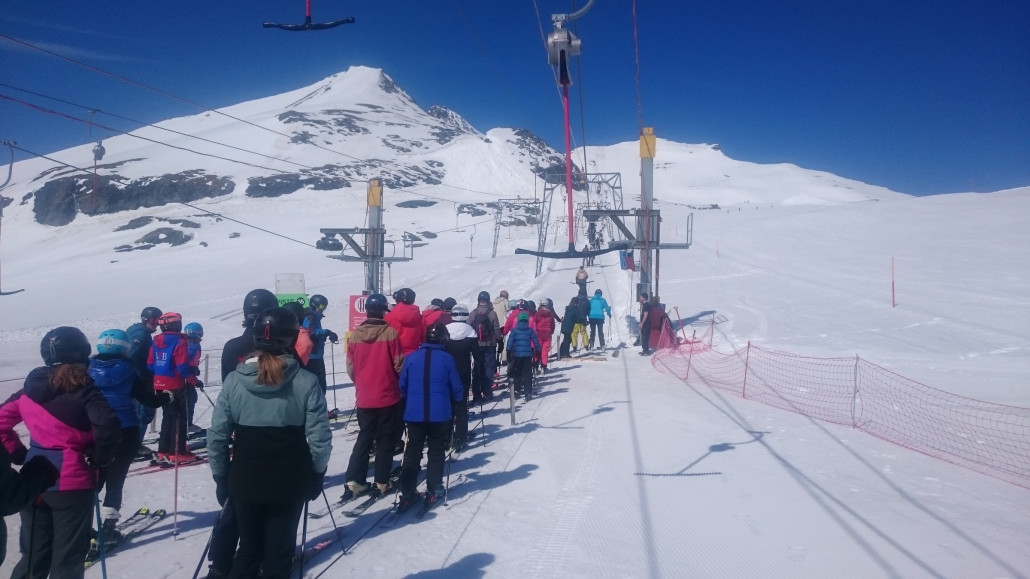 Nur der rechte Vorab Schlepper war in Betrieb. Etwas warten musste ich aber nur am Morgen.