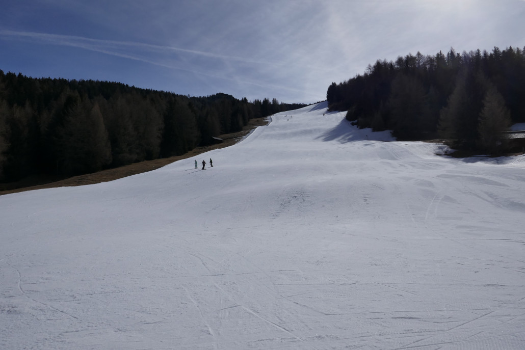 Noch mal die toll kupierte roten Martannesabfahrt im Westen des Skigebietes