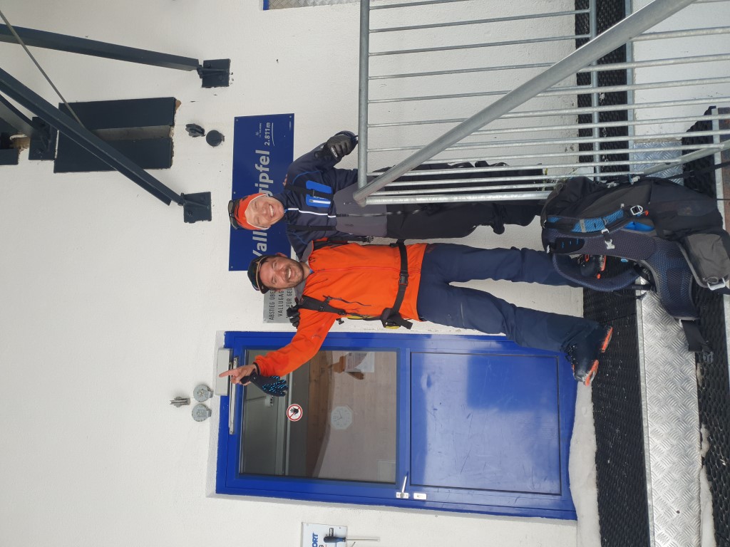 Valluga_April_22_by_Markus_Hahn (10).jpg