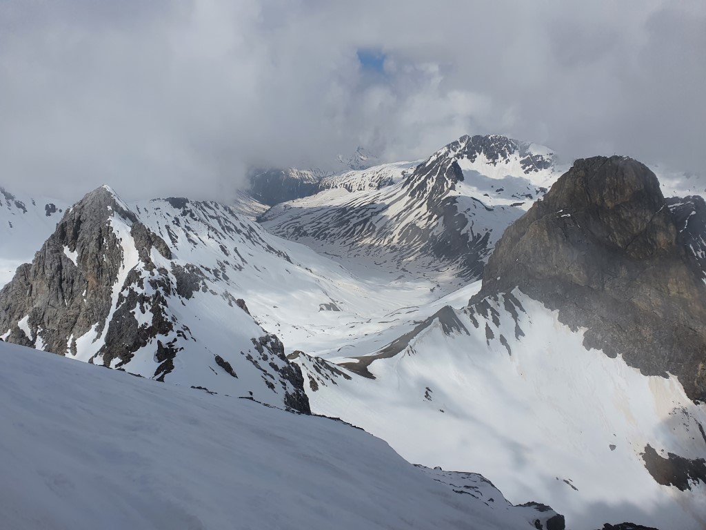 Valluga_April_22_by_Markus_Hahn (12).jpg